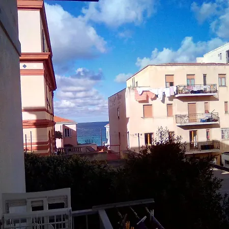 La Pervinca Bed and breakfast 3*