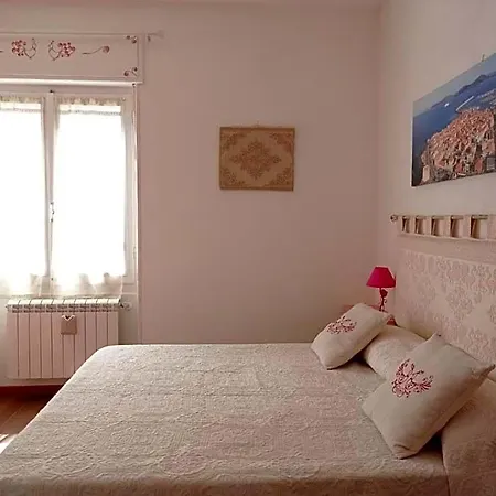 Couette-café La Pervinca 3*