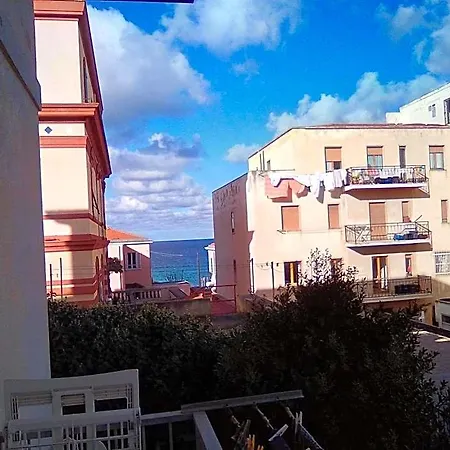 Couette-café La Pervinca 3*